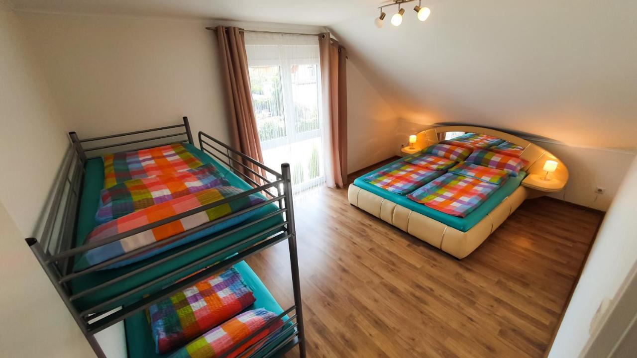 Ferienwohnung Valerie เอทเทนไฮม์ ภายนอก รูปภาพ