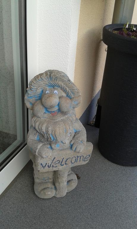 Ferienwohnung Valerie เอทเทนไฮม์ ภายนอก รูปภาพ
