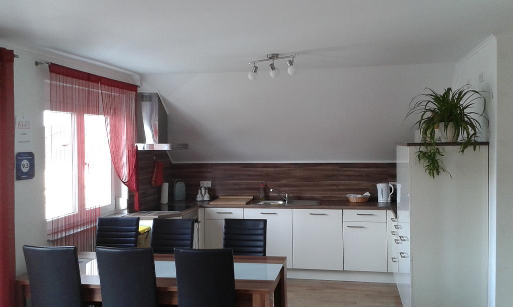 Ferienwohnung Valerie เอทเทนไฮม์ ภายนอก รูปภาพ